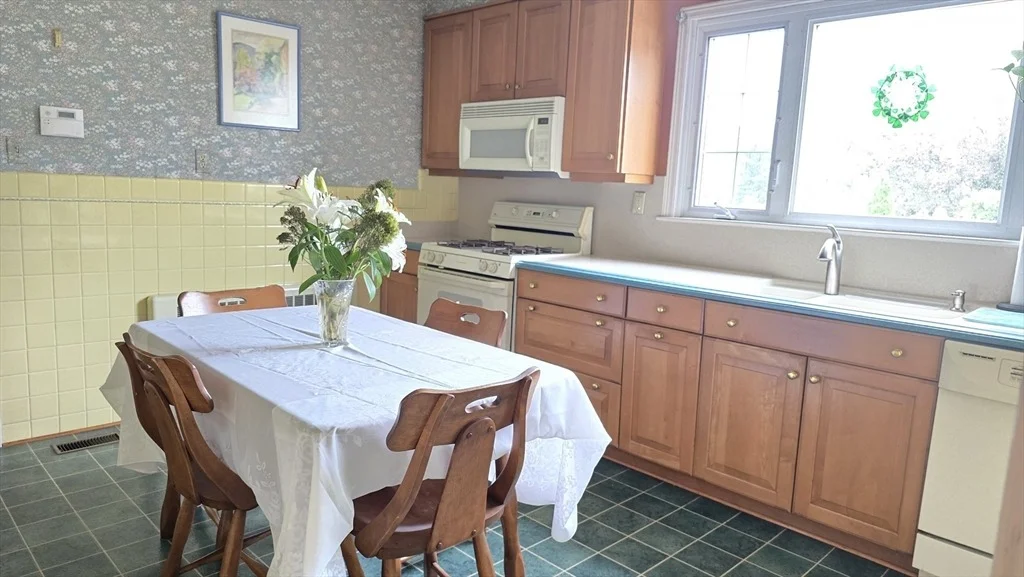 Photo of 21 Arbutus Road
