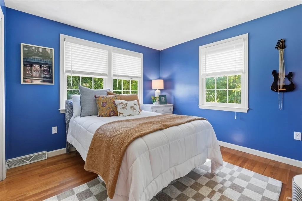 Photo of 267 Beacon
