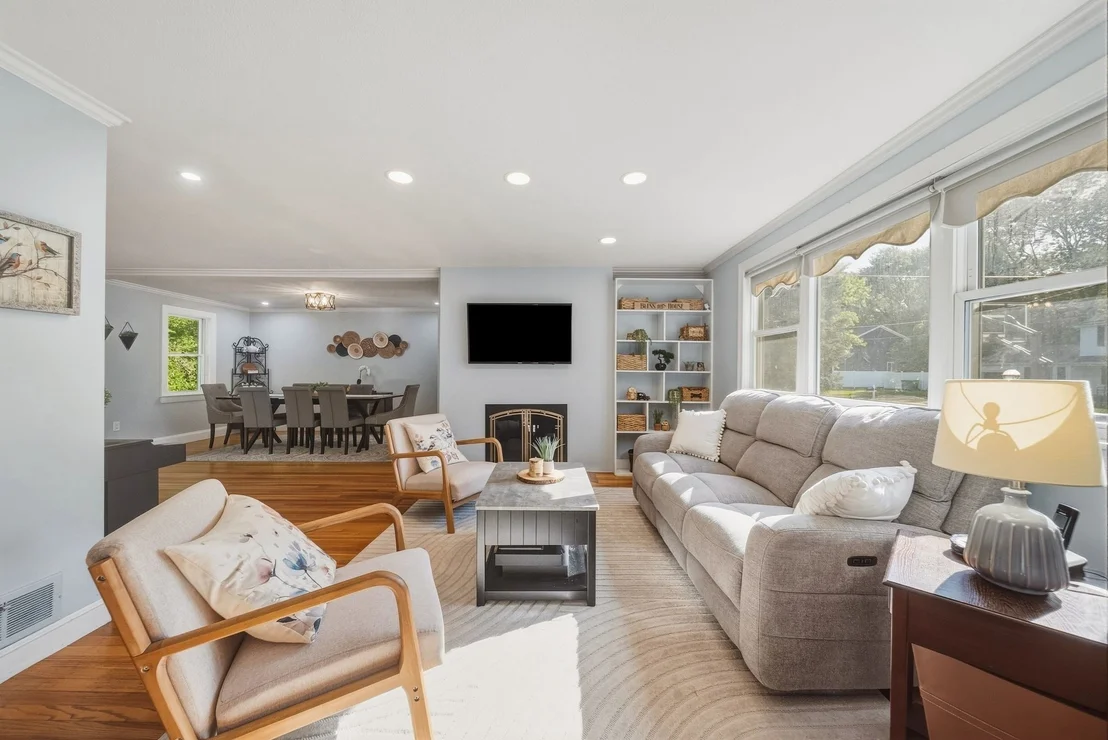 Photo of 12 Dean Rd