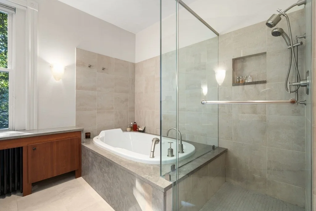 Photo of 236 Walnut Street