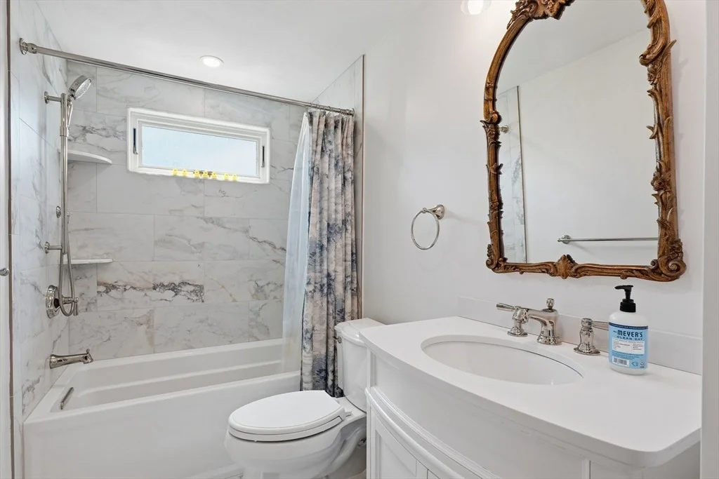 Photo of 19 Brookfield Circle
