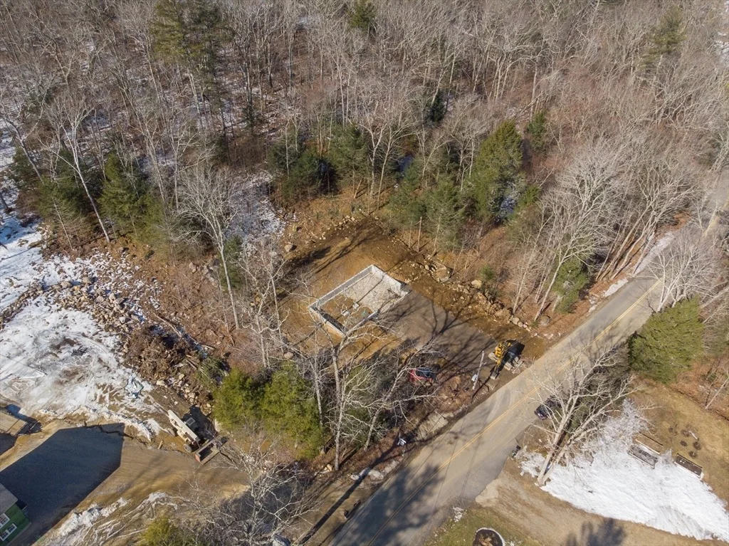 Photo of 55 Brooks Pond Rd