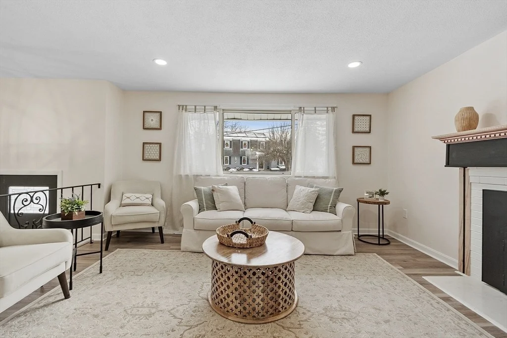 Photo of 3 Fordham Dr
