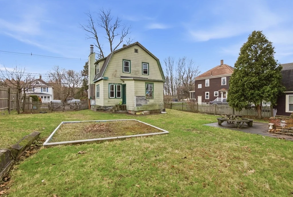 Photo of 513 Maple St