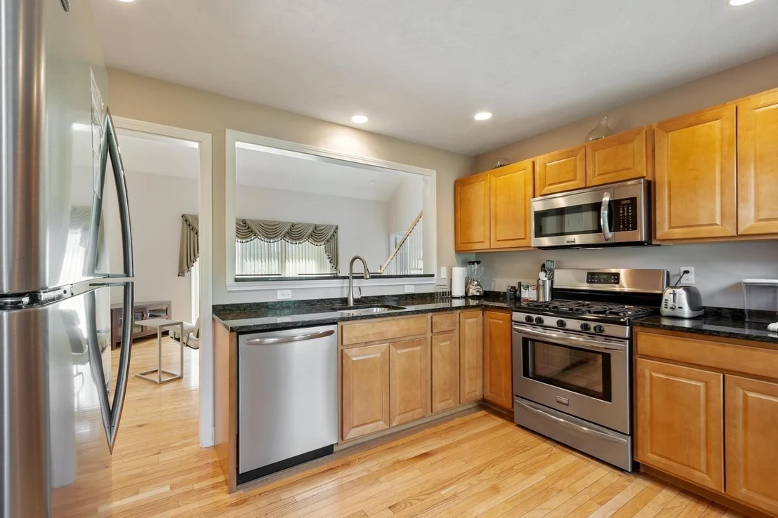 Photo of 2 Adams Cir (Devens)