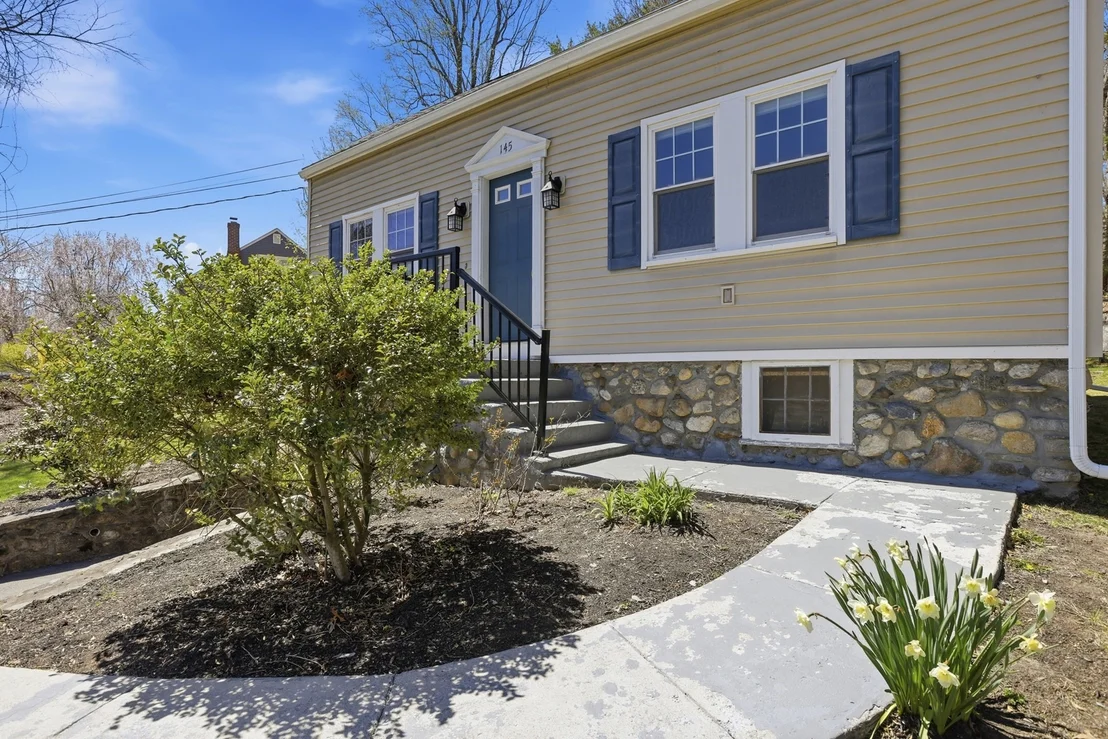 Photo of 145 Boylston Cir