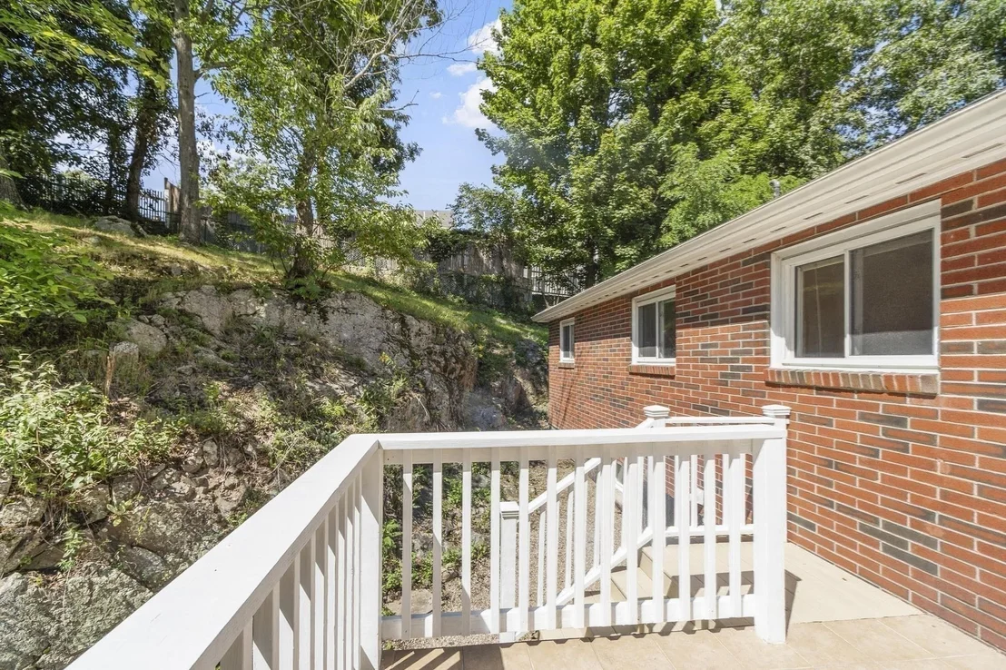 Photo of 15 Oak Road