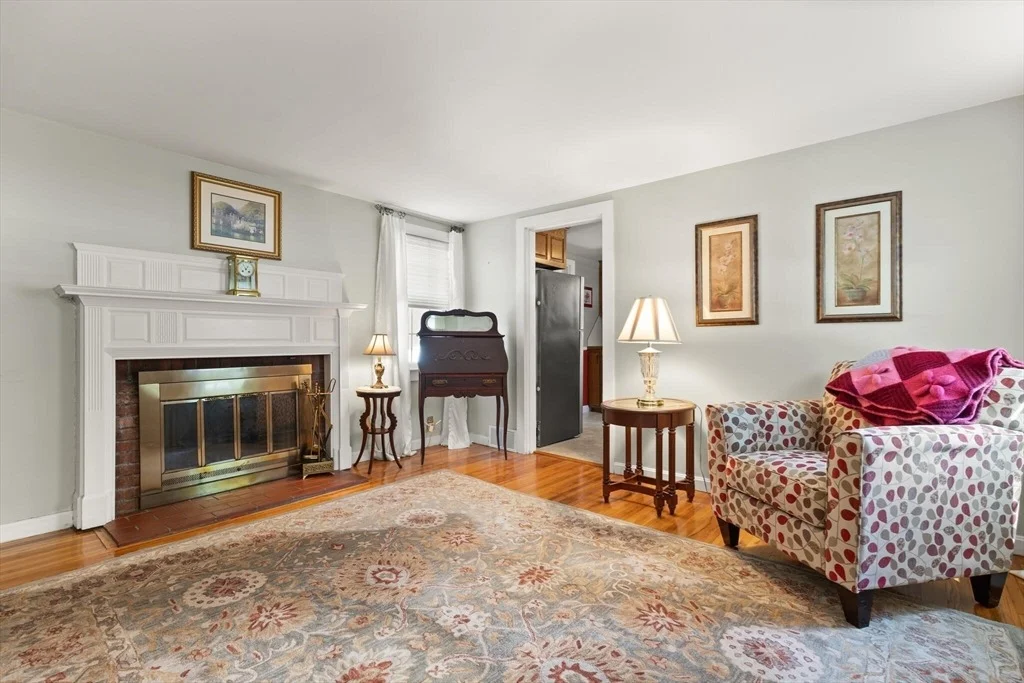 Photo of 100 Pleasant Street