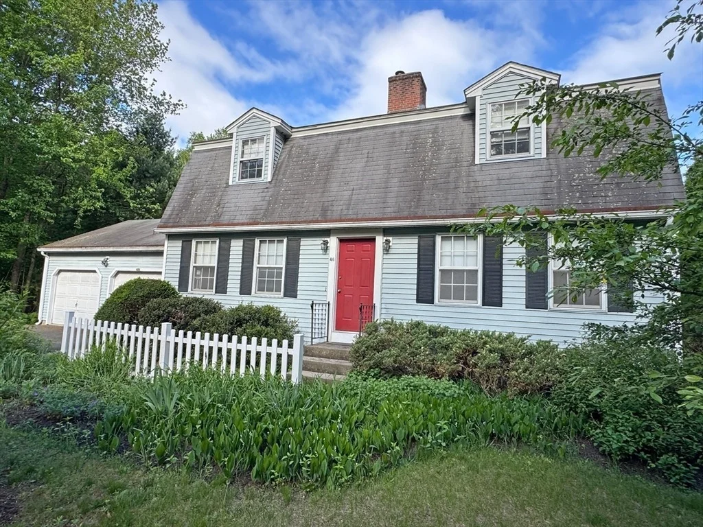 Photo of 486 Turners Falls Road