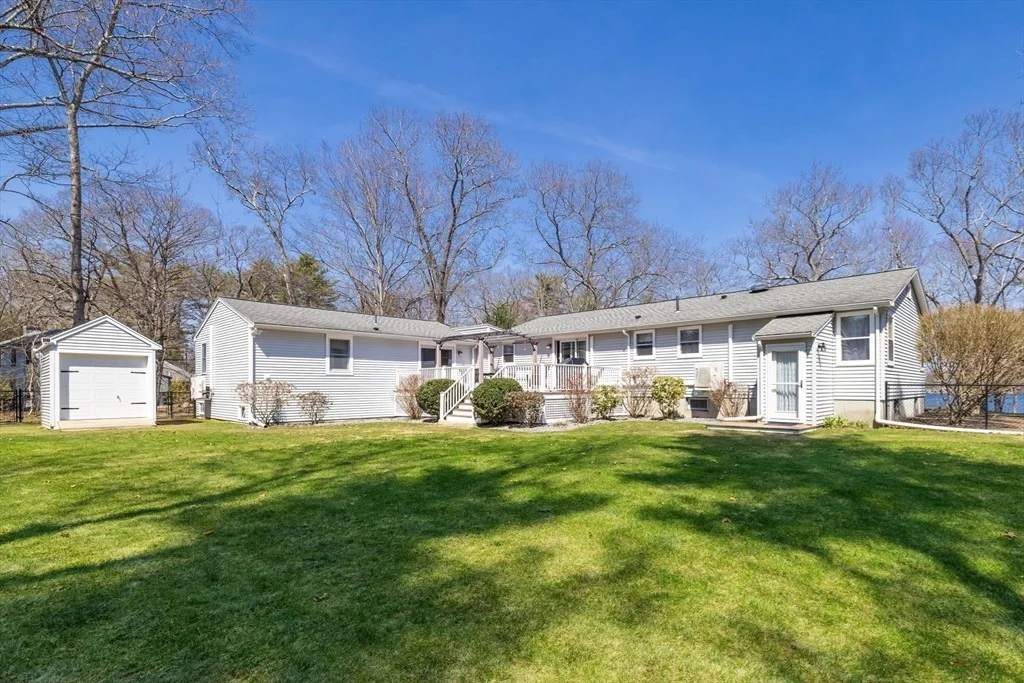 Photo of 47 Lakeview Ave