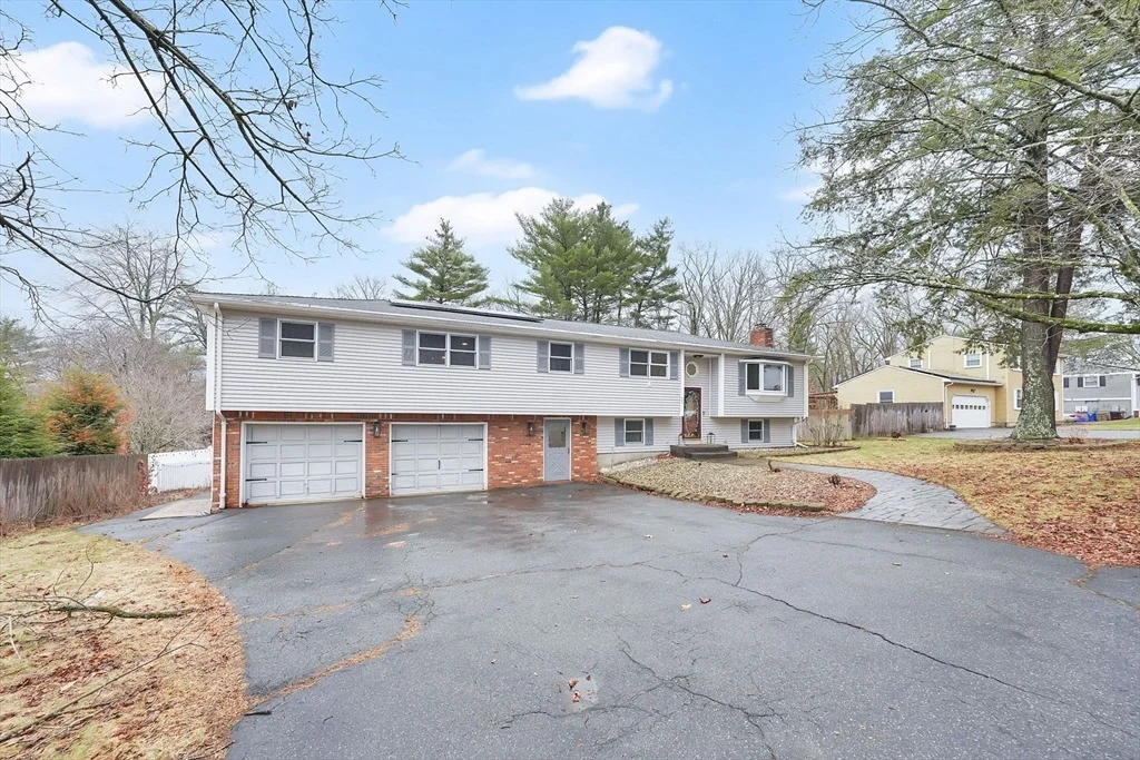 Photo of 25 Fox Hill Rd