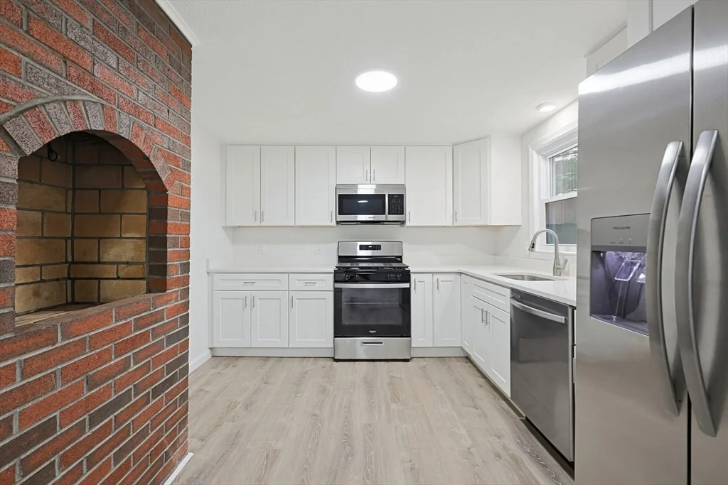 Photo of 58 Ray Ave