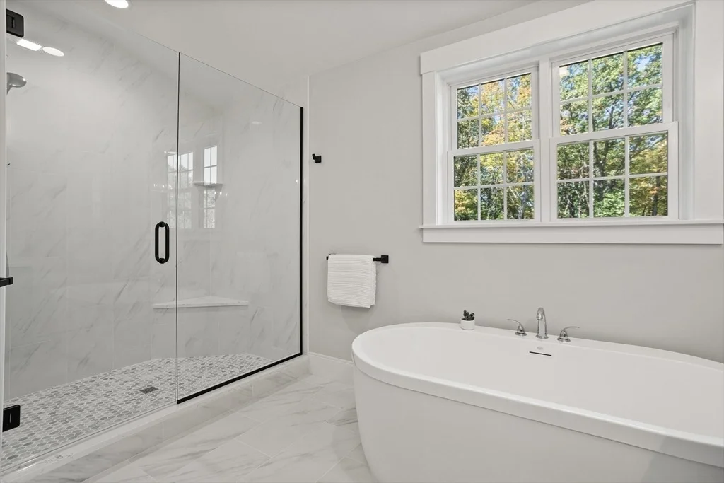 Photo of 236 Bolton Rd