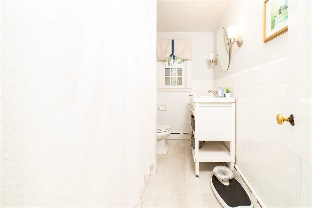 Photo of 30 Veery Rd