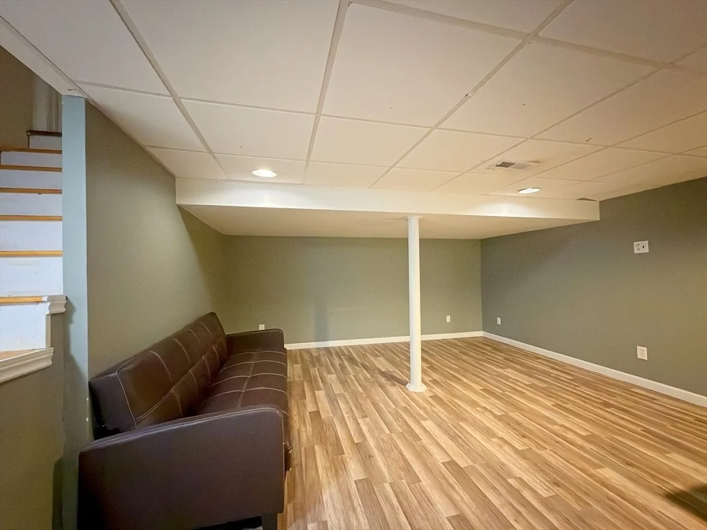 Photo of 476 Pelham Rd