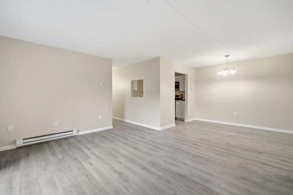 Photo of Unit B at 34 Maple Crest Cir