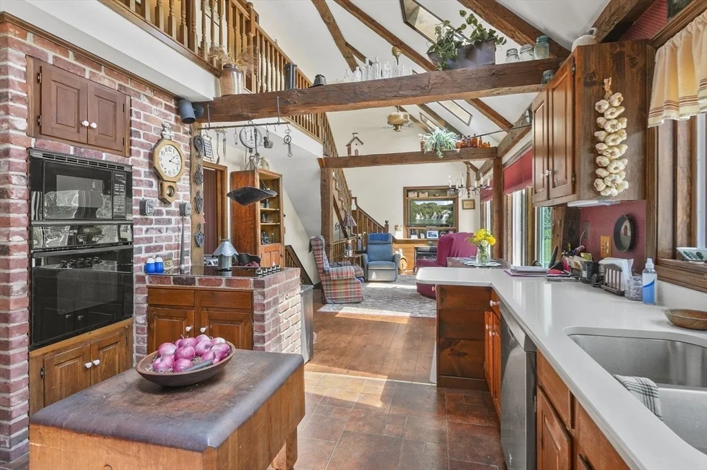 Photo of 260 Ward Hill Road