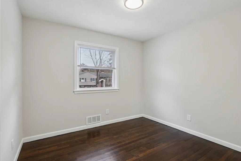 Photo of 1 Willow St