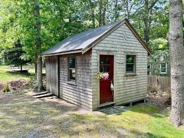 Photo of 111 Richardson Rd