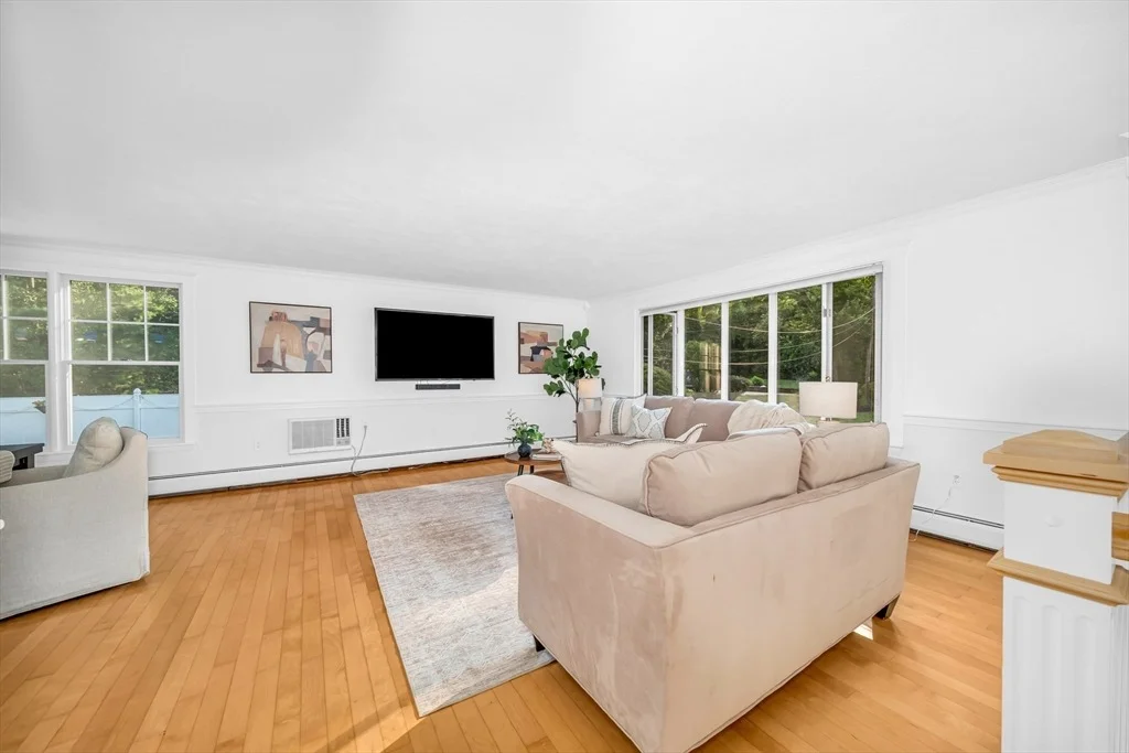 Photo of 59 Bannan Dr