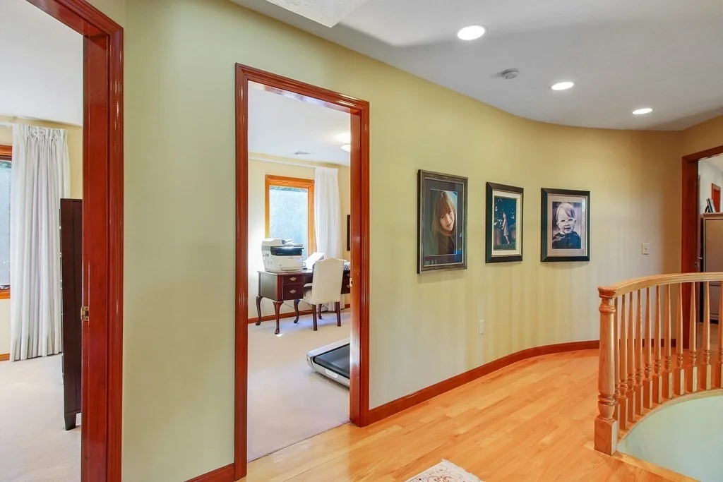 Photo of 15 Greenview Lane