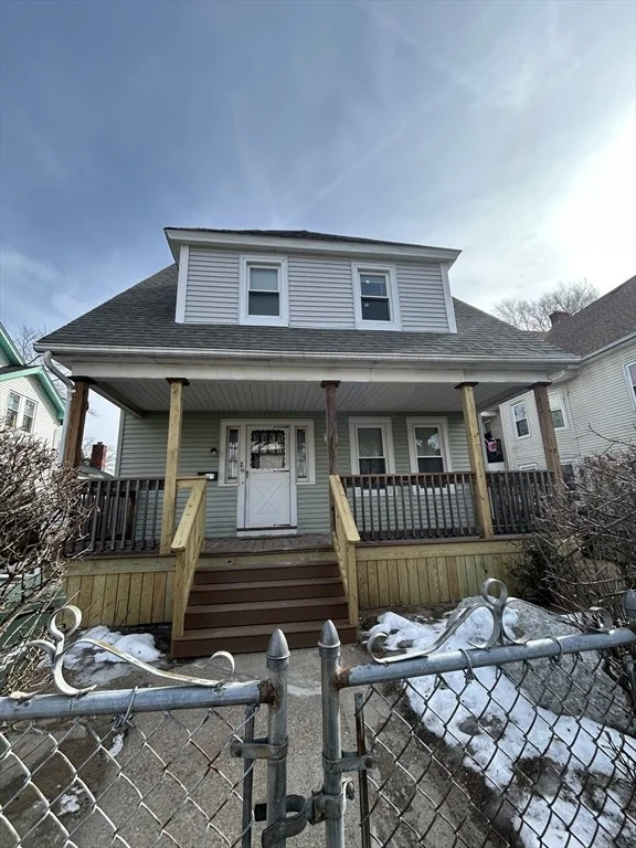 Photo of 26 Greenacre Sq
