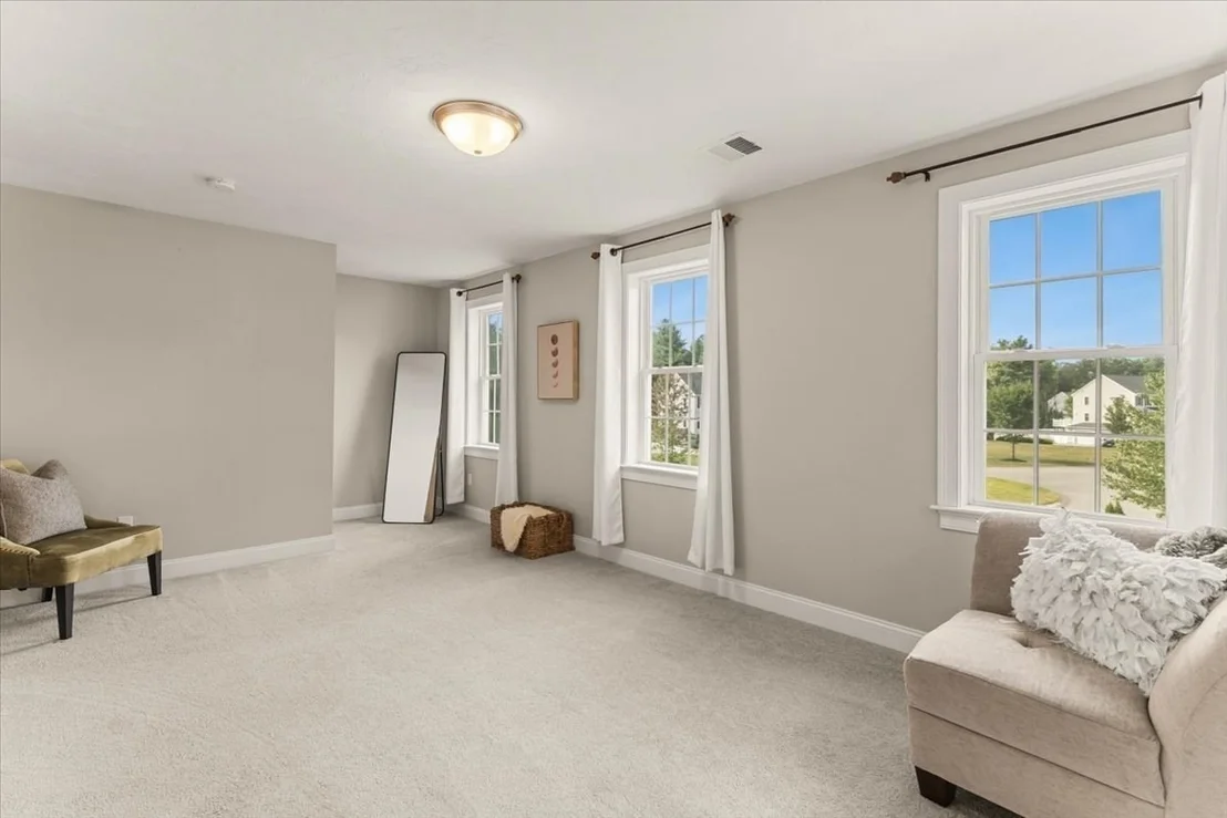 Photo of 32 Pocksha Dr