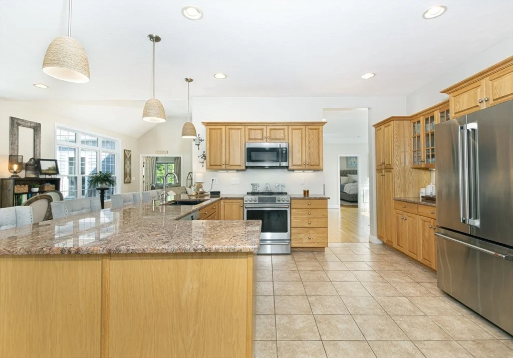 Photo of 258 Nicholas Dr