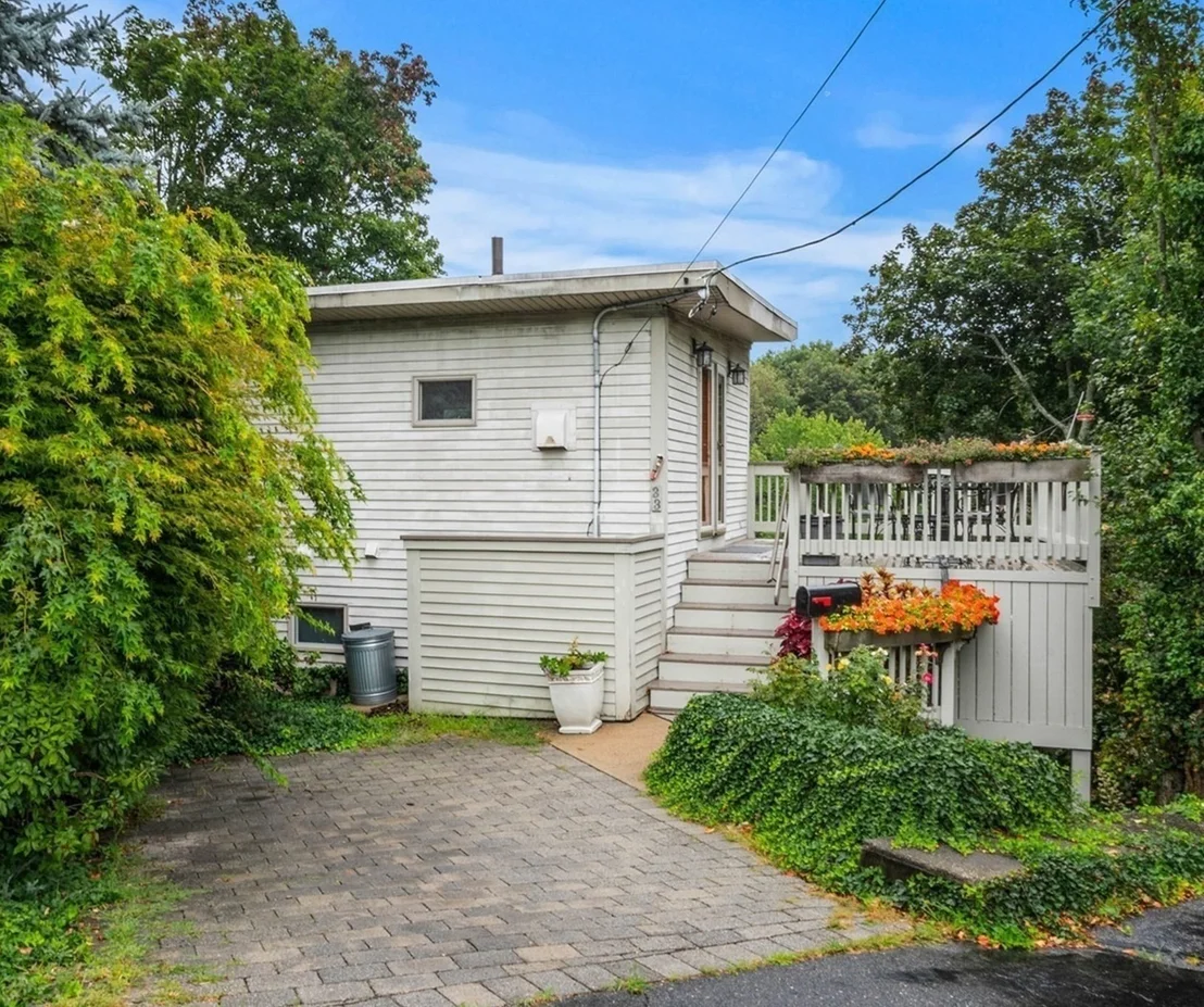 Photo of 33 Stony Brook Rd.