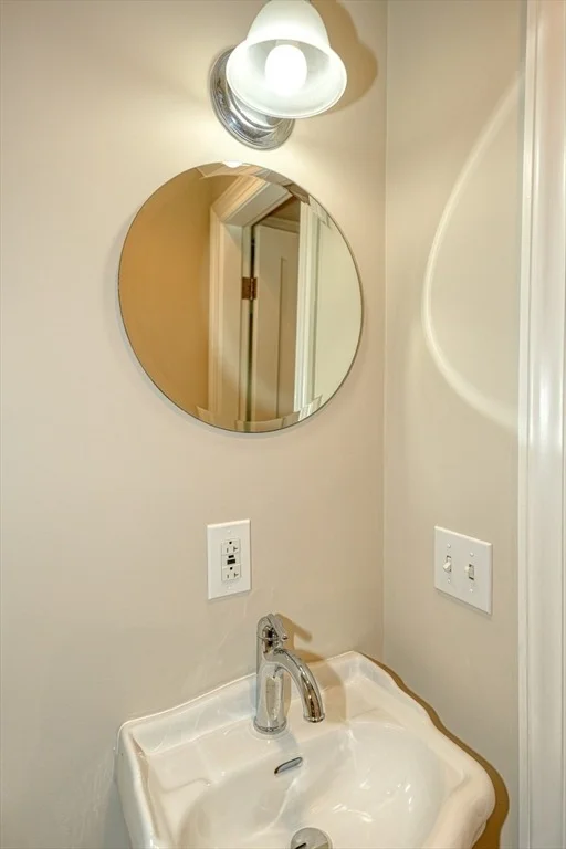 Photo of 37 Oakley Rd
