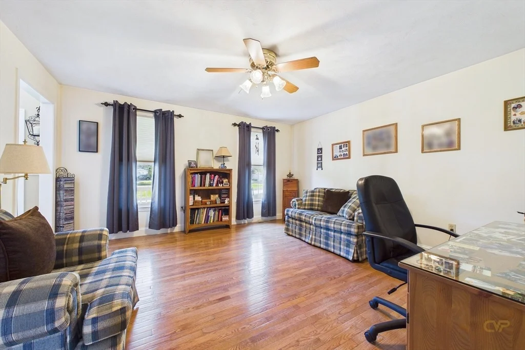 Photo of 7 Jocelyn Cir