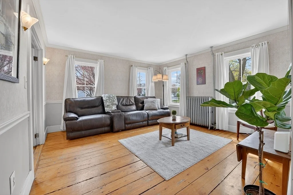 Photo of 16 Central St.