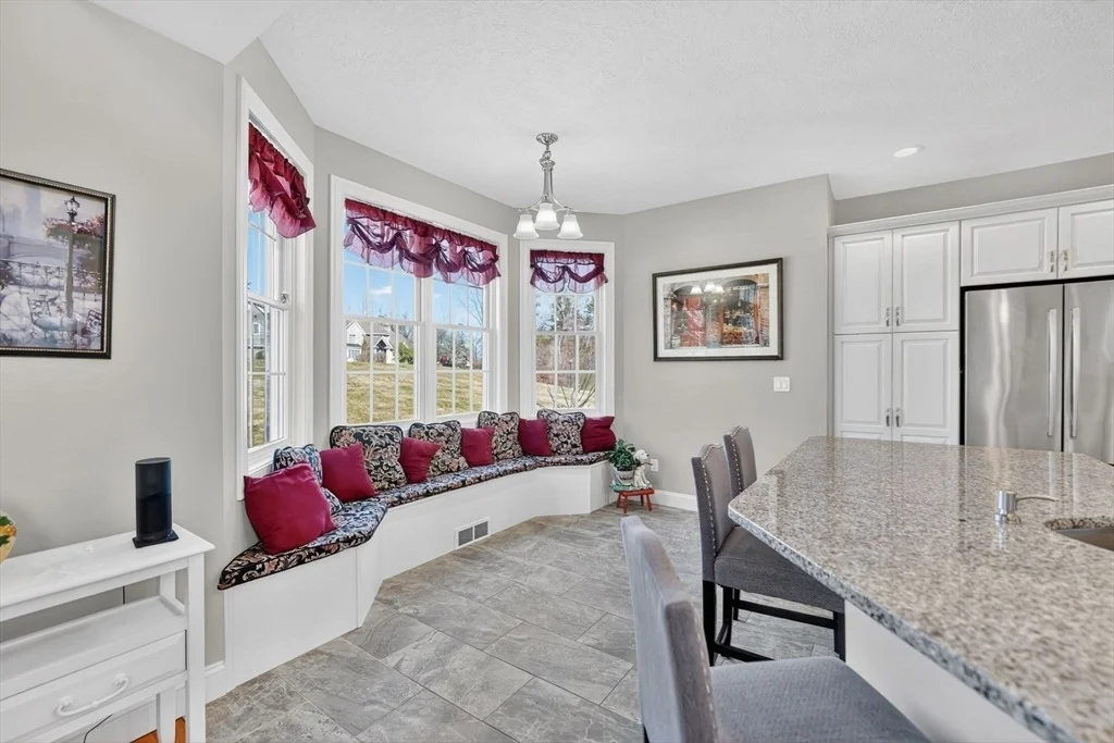 Photo of 2 Sugar Maple Ln