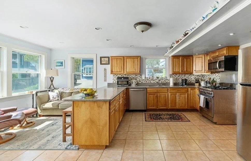 Photo of 205 Western Avenue