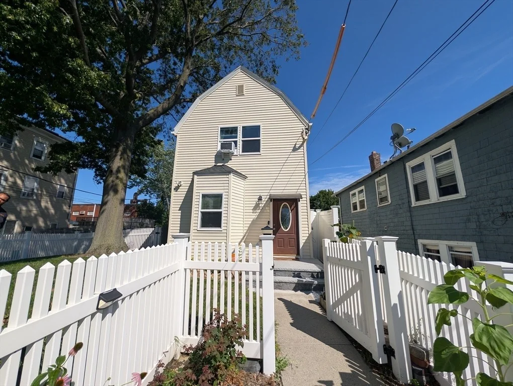 Photo of 35 Francis St