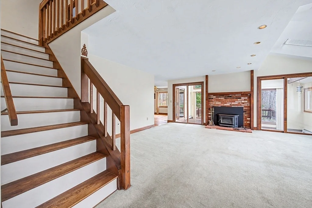 Photo of 215 North St