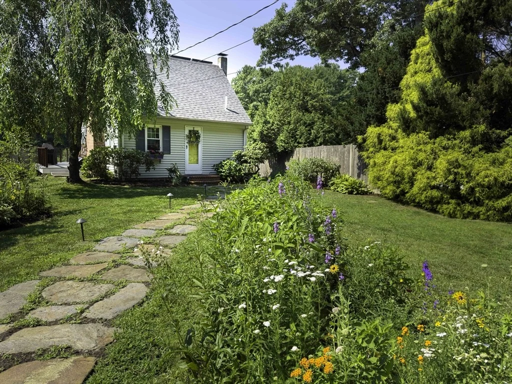 Photo of 39 Leland Rd