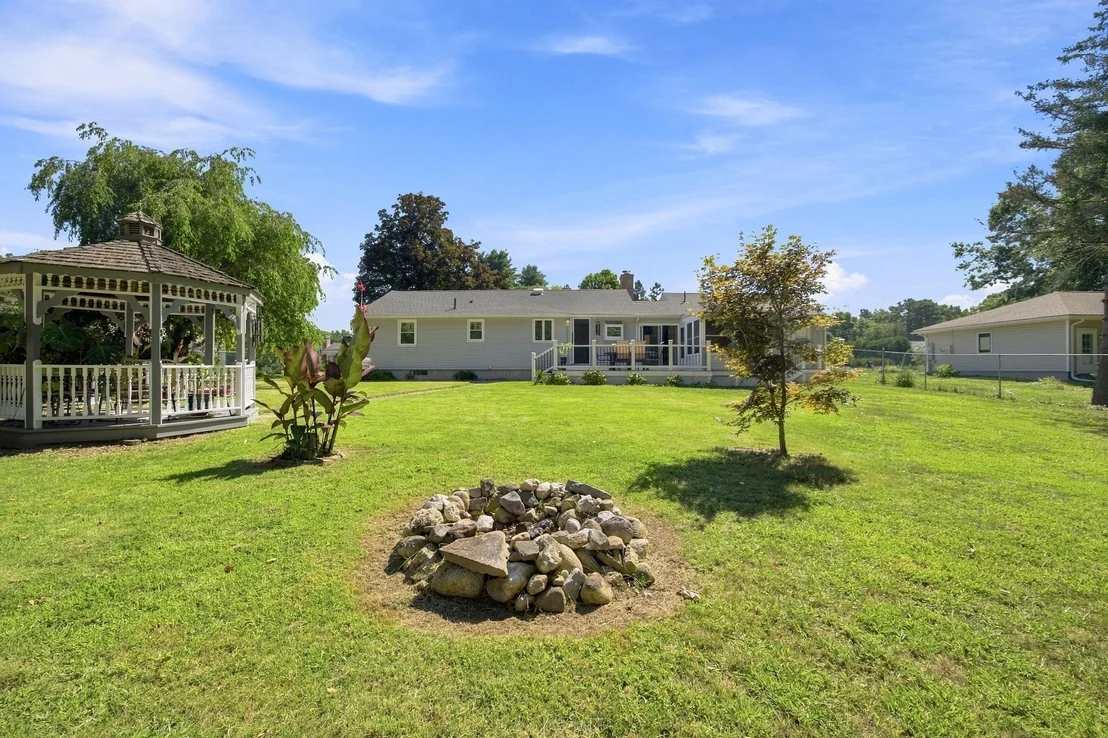 Photo of 47 Overlook Dr