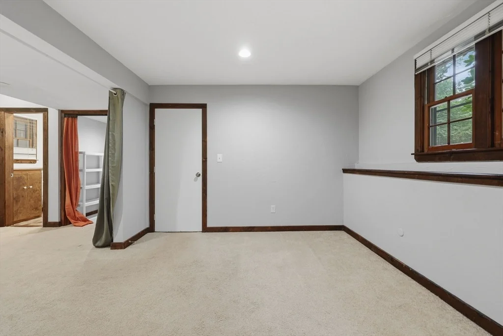 Photo of 6 Fox Hill Road