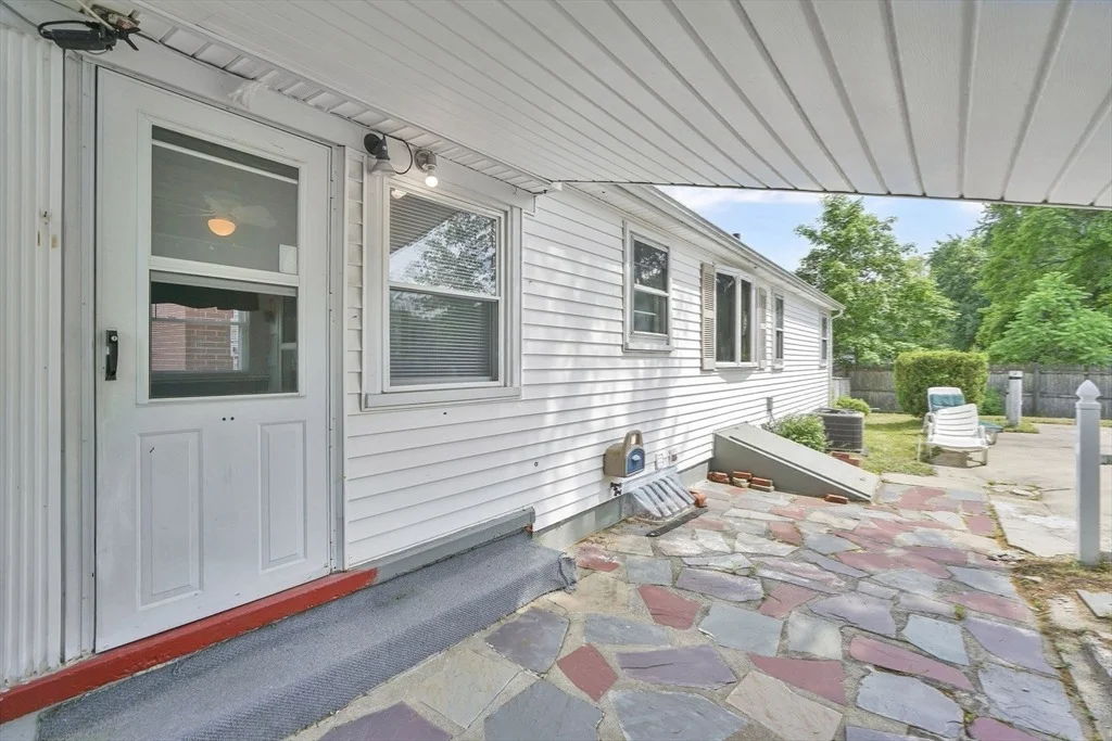 Photo of 135 Bulat Dr