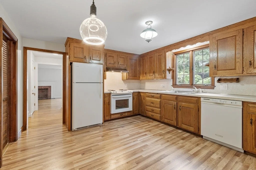 Photo of 60 Morrison Rd. West