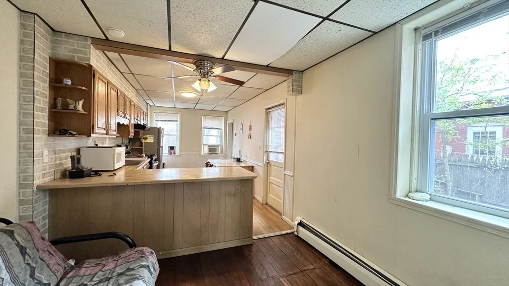 Photo of 129 Cabot St