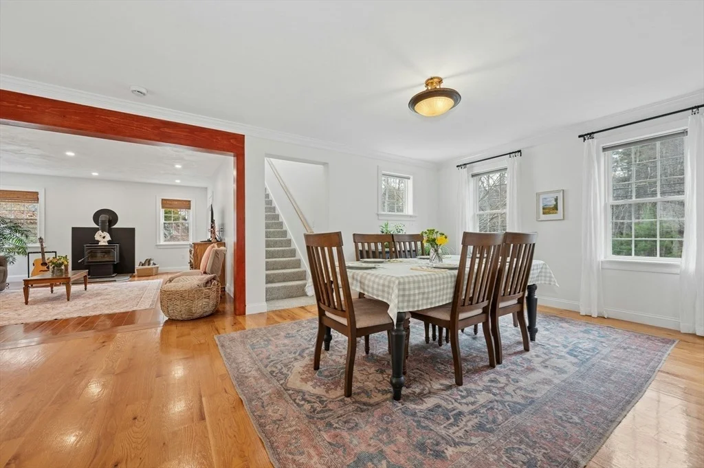 Photo of 171 Whitins Rd