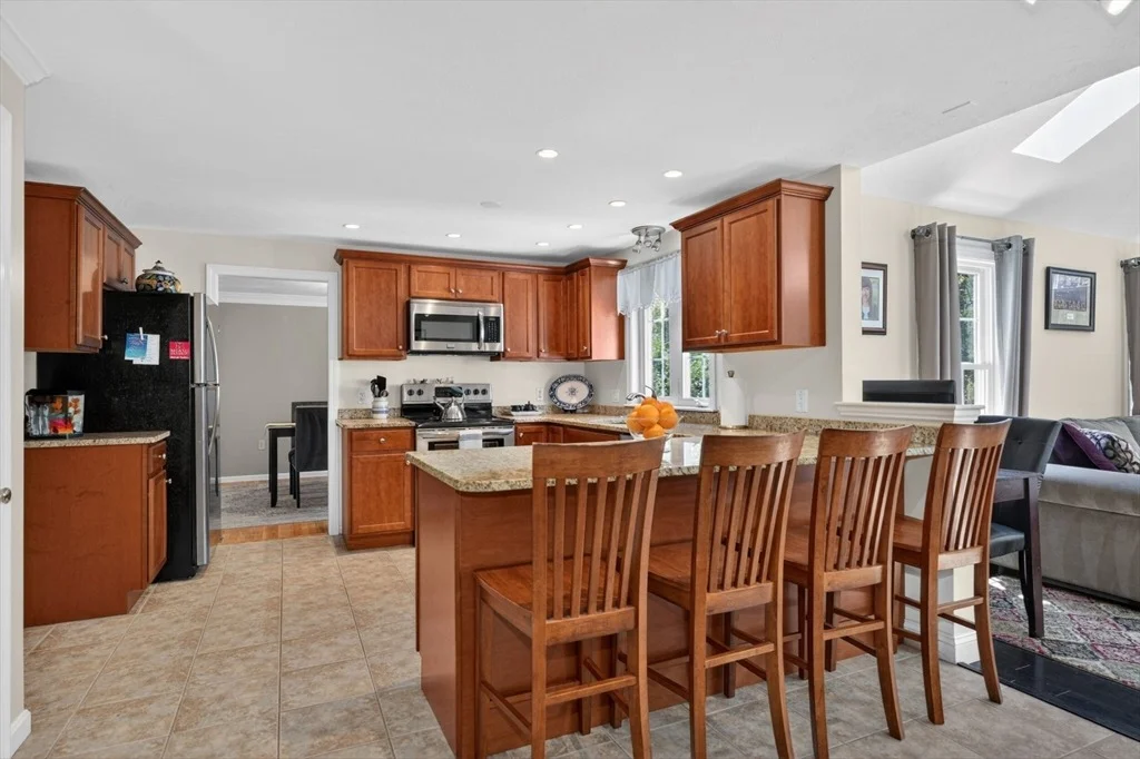 Photo of 10 Cooper Dr