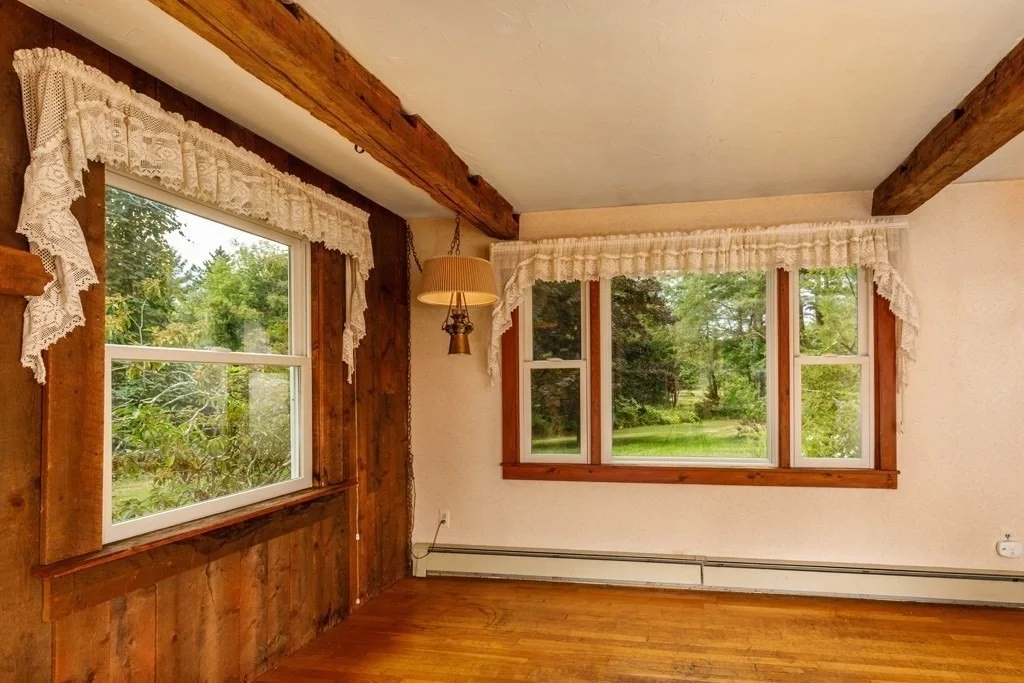 Photo of 343 Lake Road
