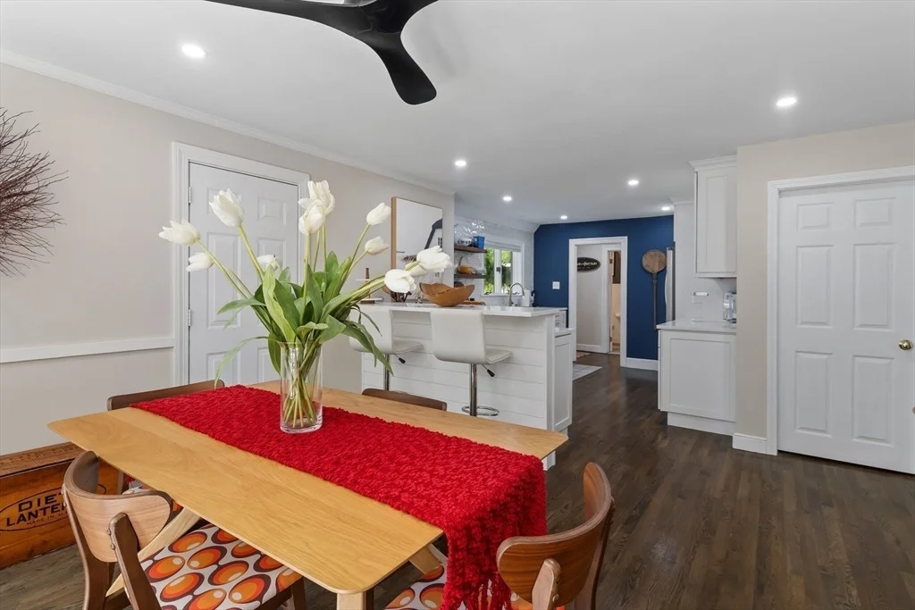 Photo of 700 Grove St