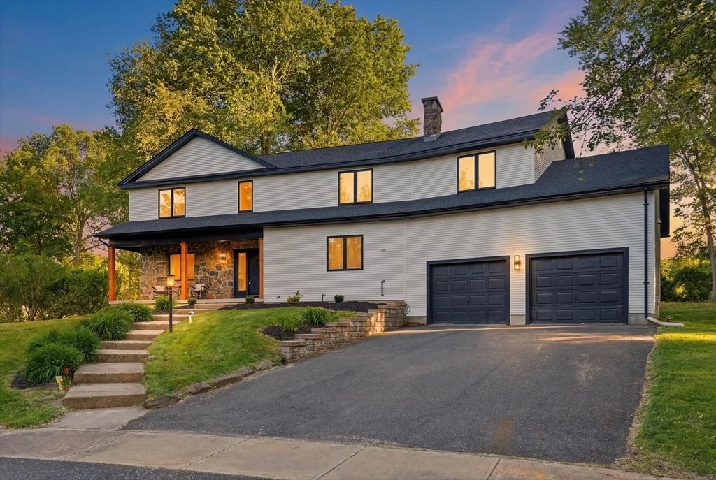 Photo of 93 Jonquil