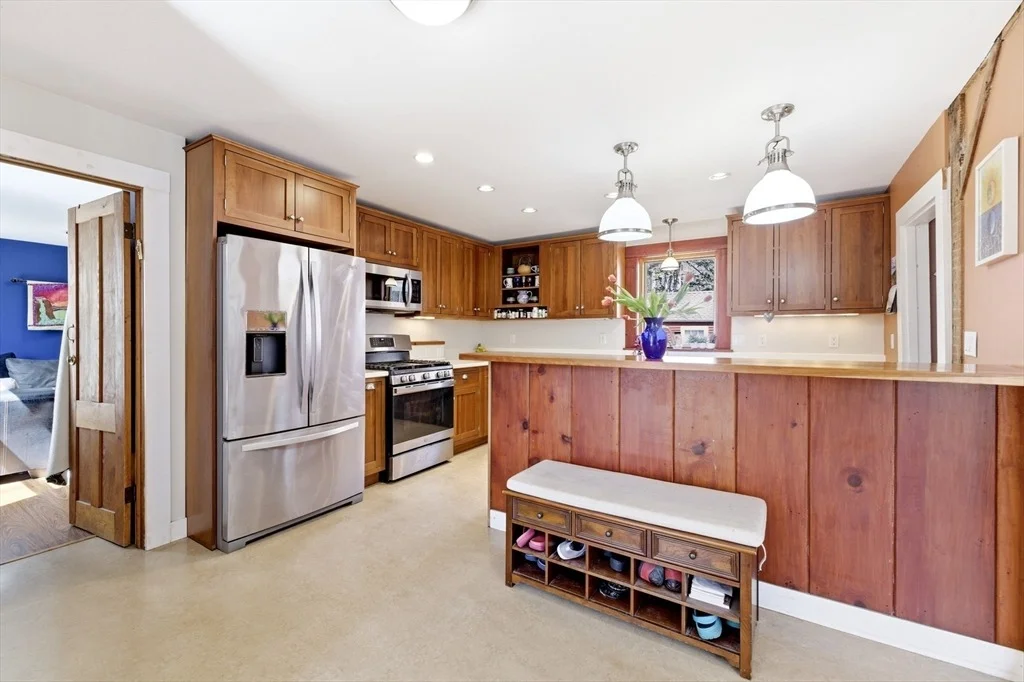 Photo of 180 Summer St