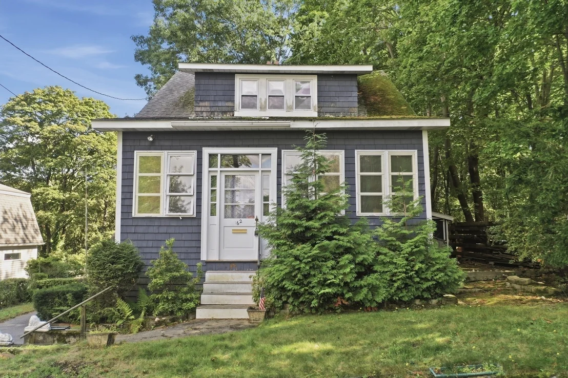 Photo of 62 Chase Avenue