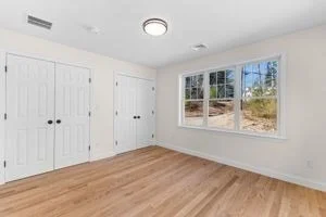 Photo of 4 Taylor Point